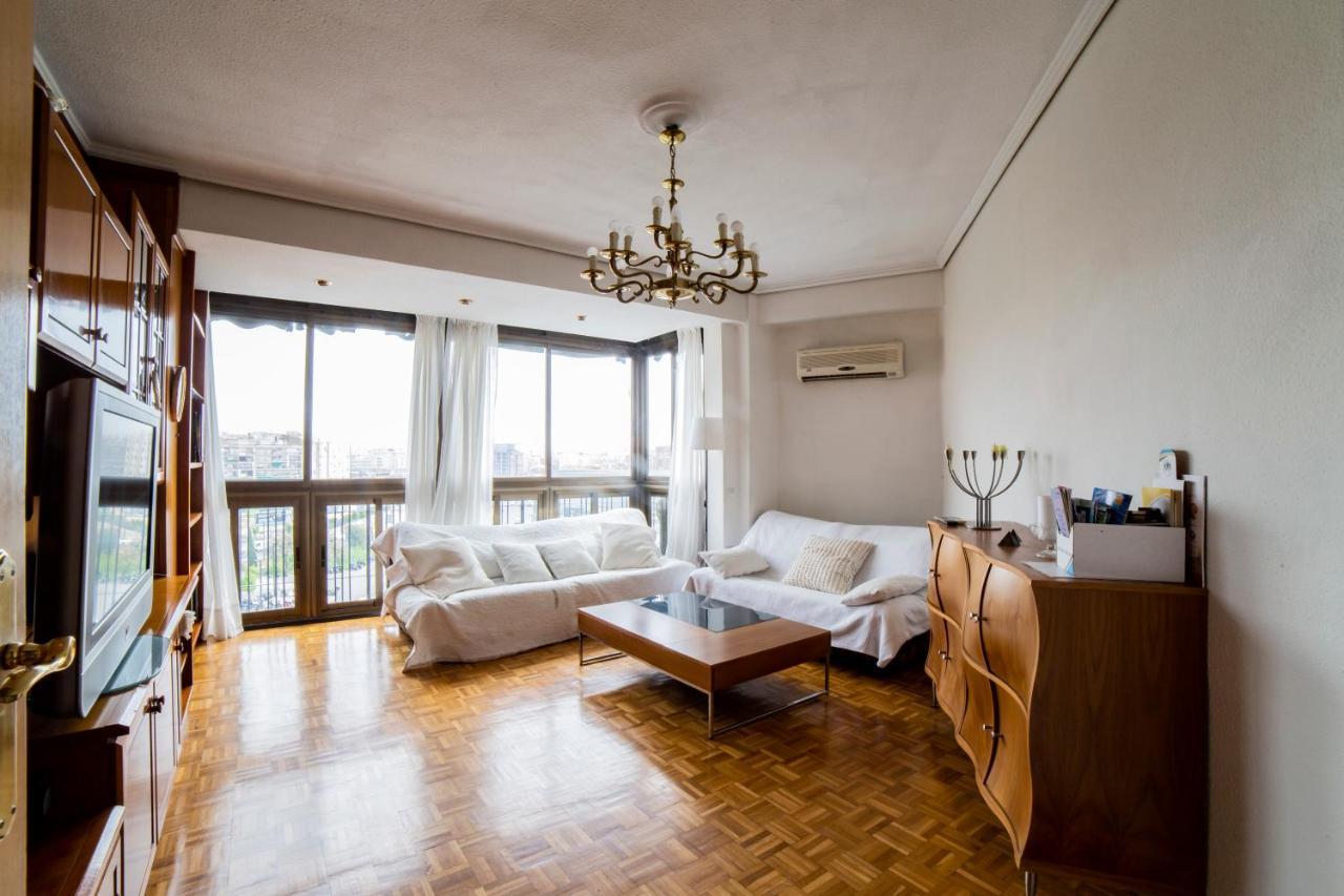 Awesome Apartment Center Valencia Bagian luar foto