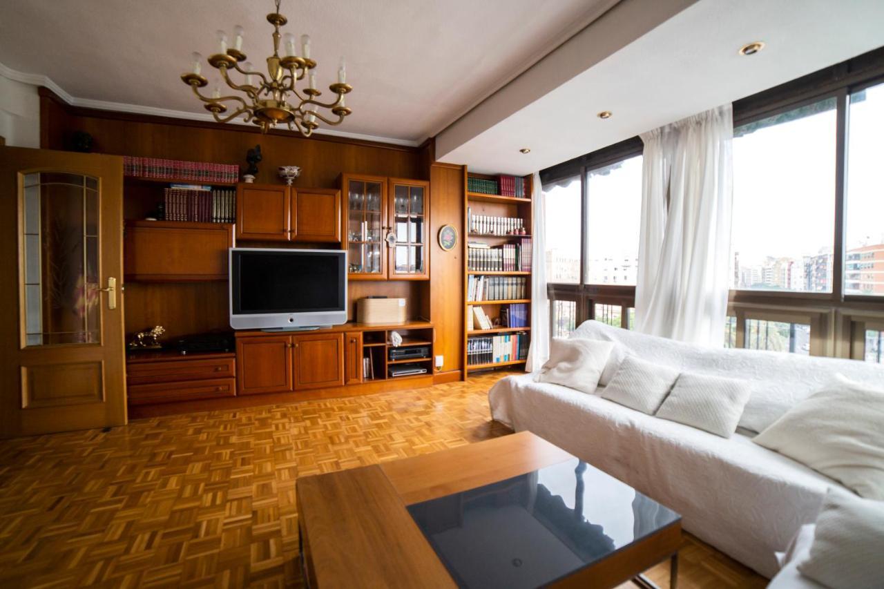 Awesome Apartment Center Valencia Bagian luar foto