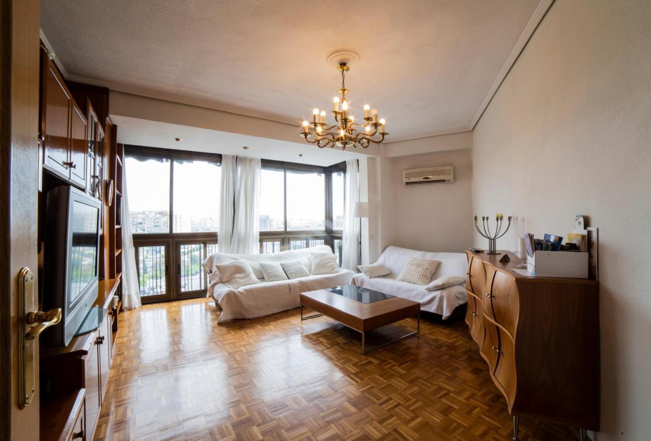 Awesome Apartment Center Valencia Bagian luar foto