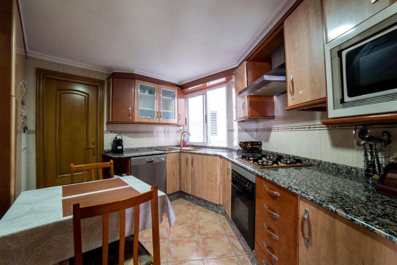 Awesome Apartment Center Valencia Bagian luar foto