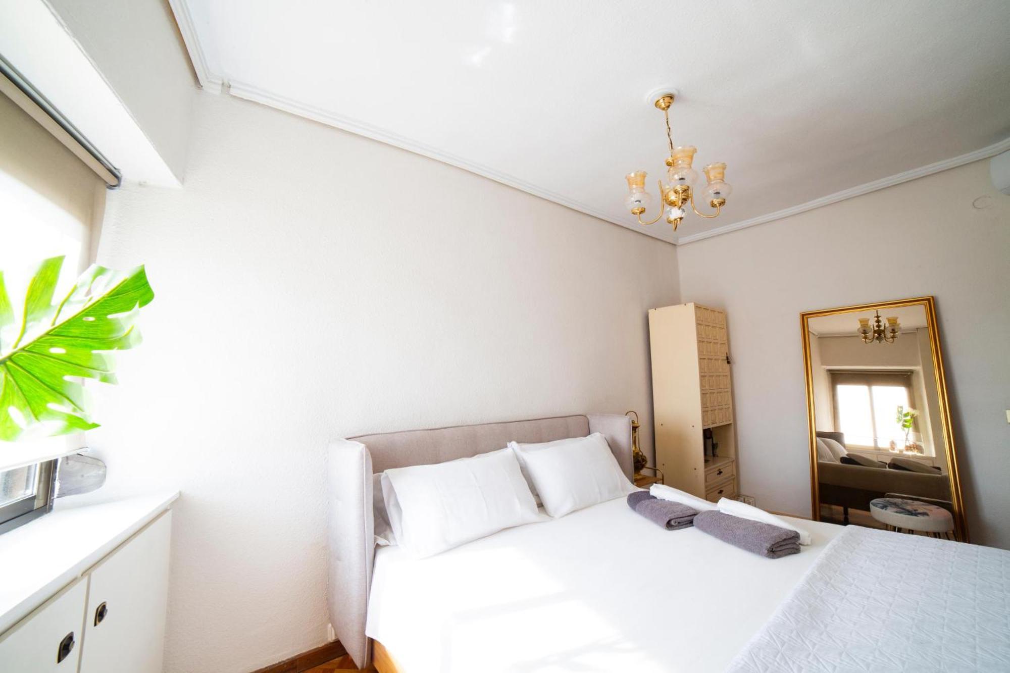 Awesome Apartment Center Valencia Bagian luar foto