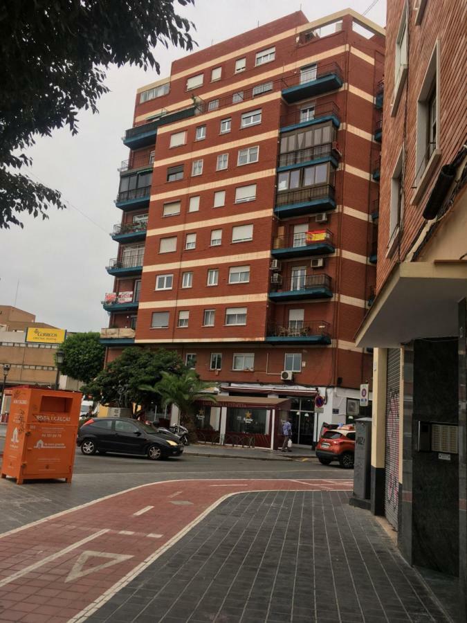 Awesome Apartment Center Valencia Bagian luar foto